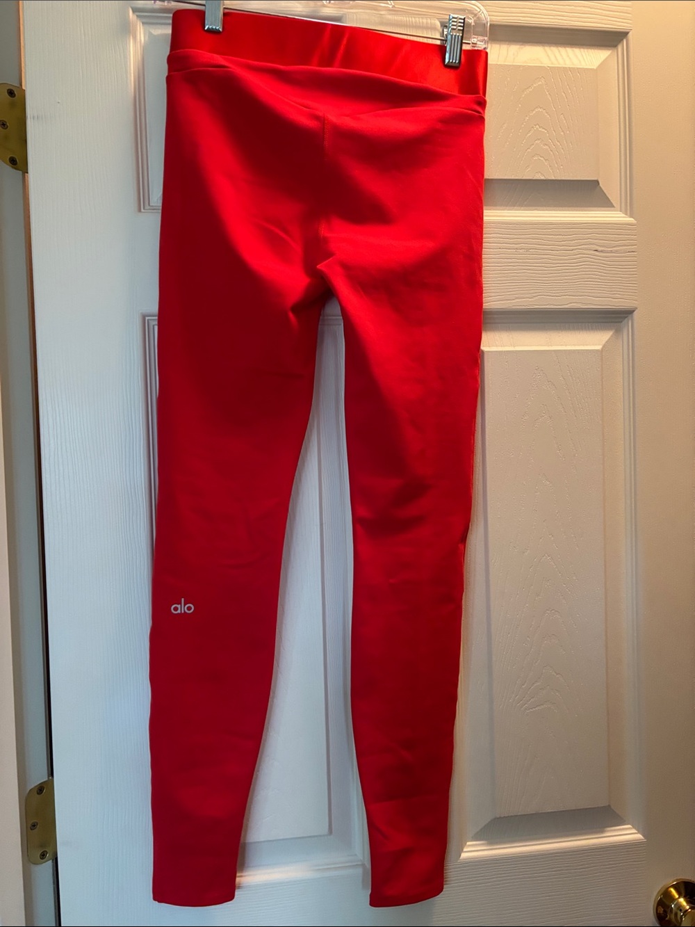 Alo Airbrush Full Length Leggings in Red with Satin Waistband - Picture 2 of 4